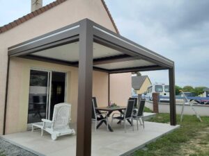pergola-bioclimatique-lafertébernard